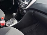 Hyundai Accent-5