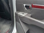 Hyundai Santa Fe-13