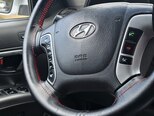 Hyundai Santa Fe-12
