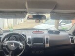 Mitsubishi Outlander-3