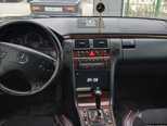 Mercedes E 220-2