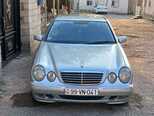 Mercedes E 220-3