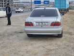 Mercedes E 220-4