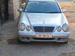 Mercedes E 220-6