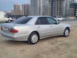 Mercedes E 220-7
