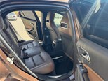 Mercedes GLA 200-10
