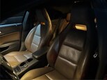 Mercedes GLA 200-11