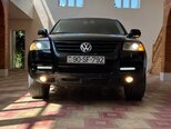 Volkswagen Touareg-2