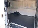 Ford Transit-10