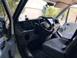 Ford Transit-13