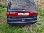 Ford Galaxy-3
