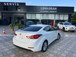 Hyundai Elantra-6