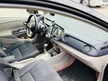 Honda Insight-10