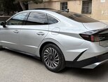 Hyundai Sonata-5