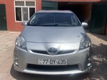Toyota Prius-5
