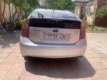 Toyota Prius-9