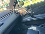 Mercedes E 320-13