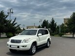 Toyota Land Cruiser Prado-2