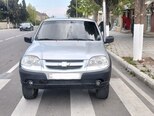 Chevrolet Niva-1