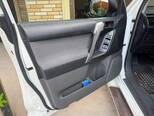 Toyota Land Cruiser Prado-11