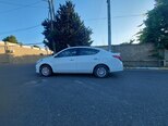 Nissan Sunny-5