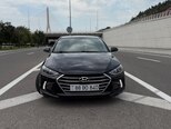 Hyundai Elantra-2