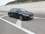 Hyundai Elantra-4