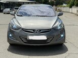 Hyundai Elantra-2