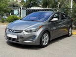 Hyundai Elantra-3