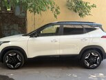 Kia Seltos-4