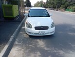 Hyundai Accent-2