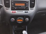 Kia Rio-4