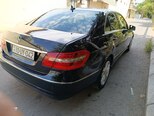 Mercedes E 250-11