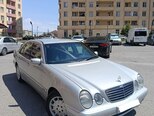 Mercedes E 240-5