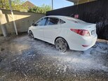 Hyundai Accent-4