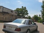 Mercedes 200 D-7
