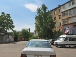 Mercedes 200 D-8