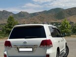 Toyota Land Cruiser-9