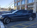 Mercedes E 220-11