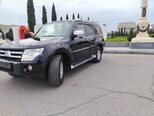 Mitsubishi Pajero-6