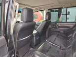 Mitsubishi Pajero-8