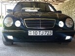 Mercedes E 230-1