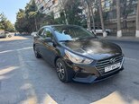 Hyundai Accent-7