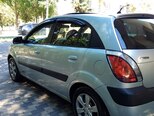 Kia Rio-5