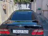 Mercedes E 240-2