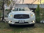 Infiniti JX35-1