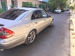 Mercedes E 240-6
