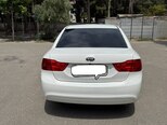 Kia Optima-2