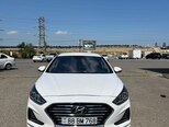 Hyundai Sonata-5