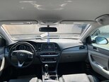 Hyundai Sonata-17